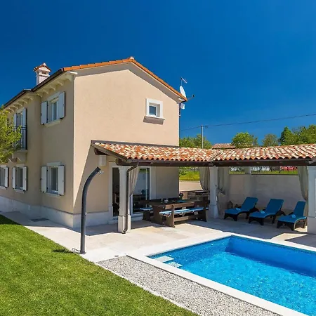 Holiday home Romana Sveti Petar u Sumi
