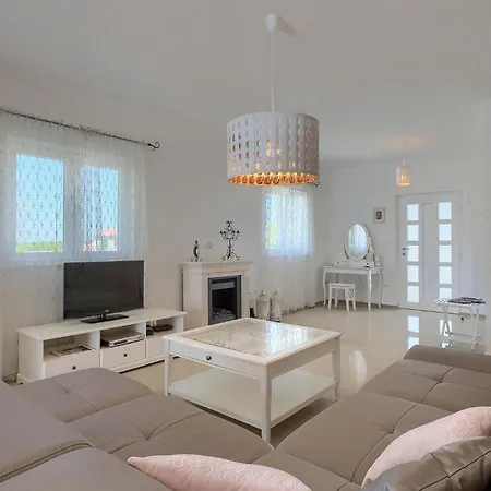 Holiday home Romana