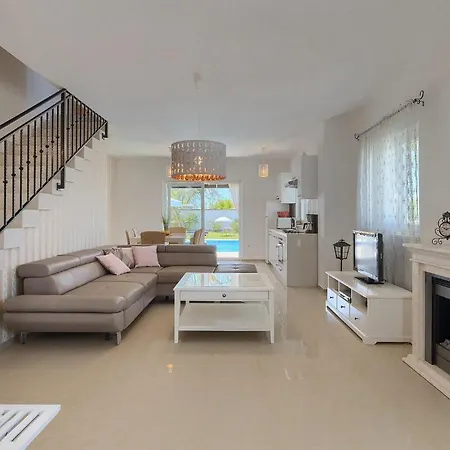 Holiday home Romana *
